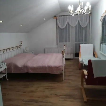Orzechowski Bed & Breakfast *