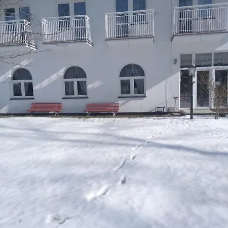 Orzechowski Nocleg ze śniadaniem 3*