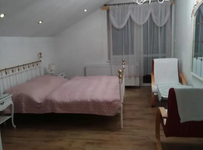 Orzechowski Nocleg ze śniadaniem 3*