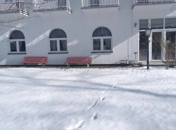 Orzechowski Nocleg ze śniadaniem 3*